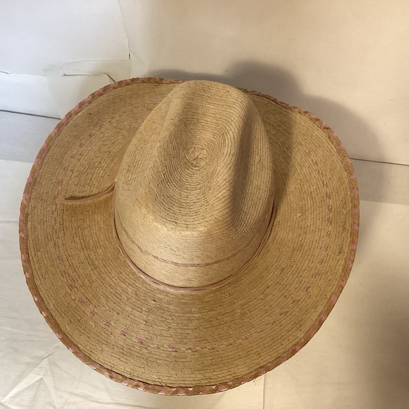 Women’s Bullhide Candy Kisses Cowboy Hat Natural color with Pink  Highlights - Picture 5 of 11